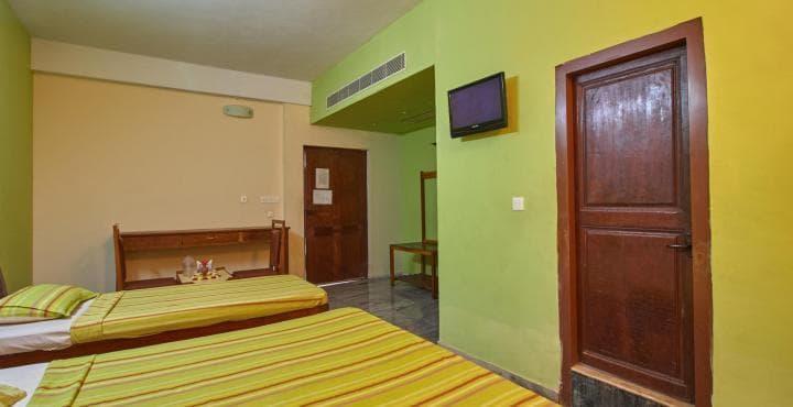 Hotel D'Europe Pondicherry Exterior photo